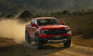 Ford Ranger Raptor tại Phan Rang, Bình Thuận. Ảnh: FVL